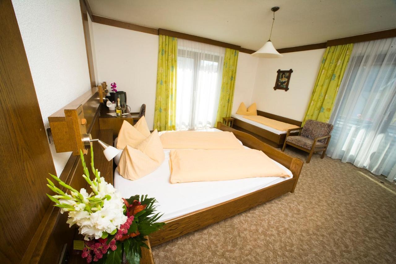 Hotel Landgasthof Zum Schildhauer Halfing Eksteriør bilde