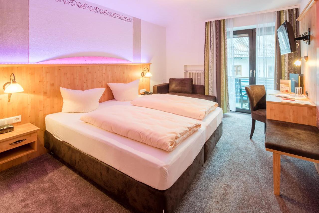 Hotel Landgasthof Zum Schildhauer Halfing Eksteriør bilde
